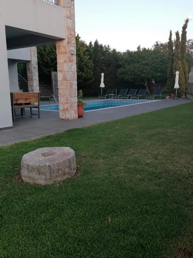 Villa Angela Dhrousha Exterior photo