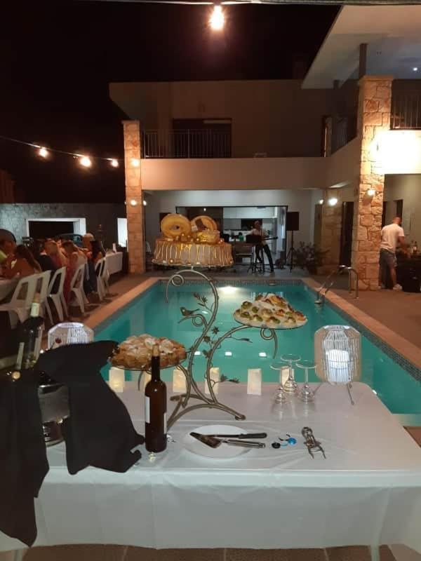 Villa Angela Dhrousha Exterior photo