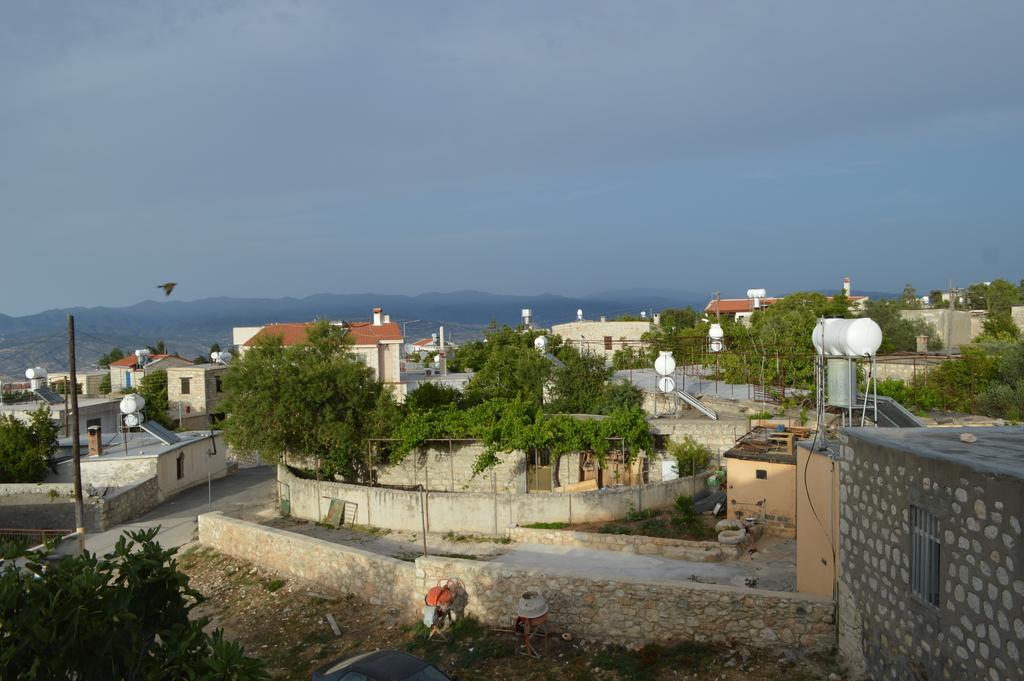Villa Angela Dhrousha Exterior photo